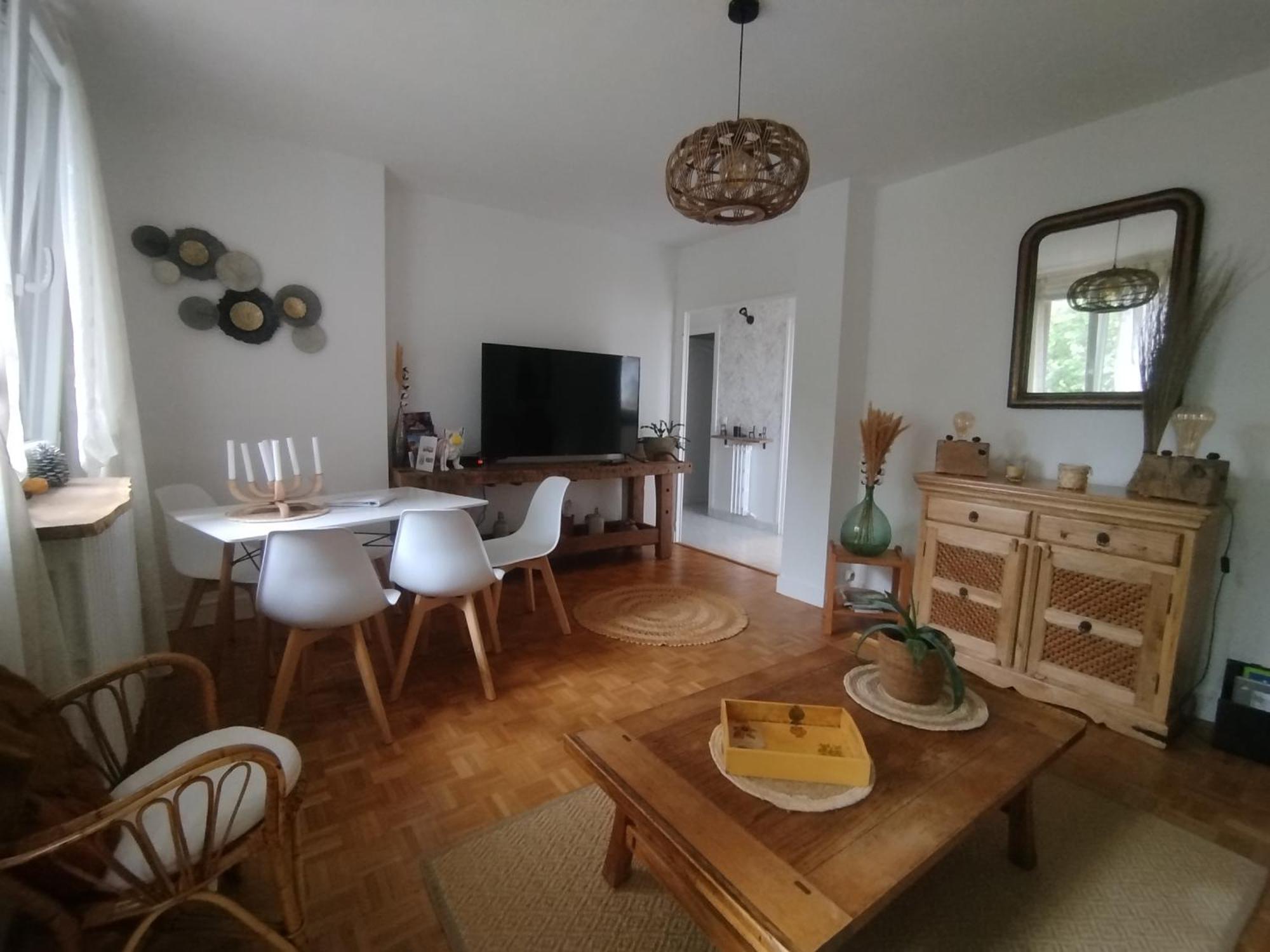 Holiday home Fritz Proche Gare Sncf De Tours, Bus Et Taxi